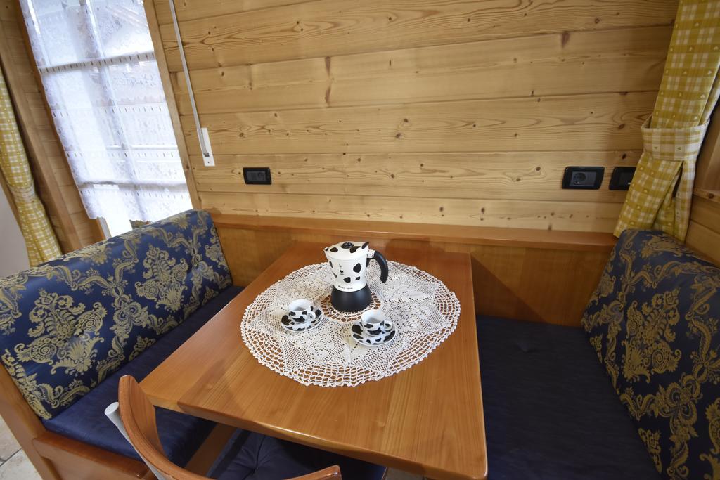 巴迪亚Chalet Alla Cascata公寓 外观 照片
