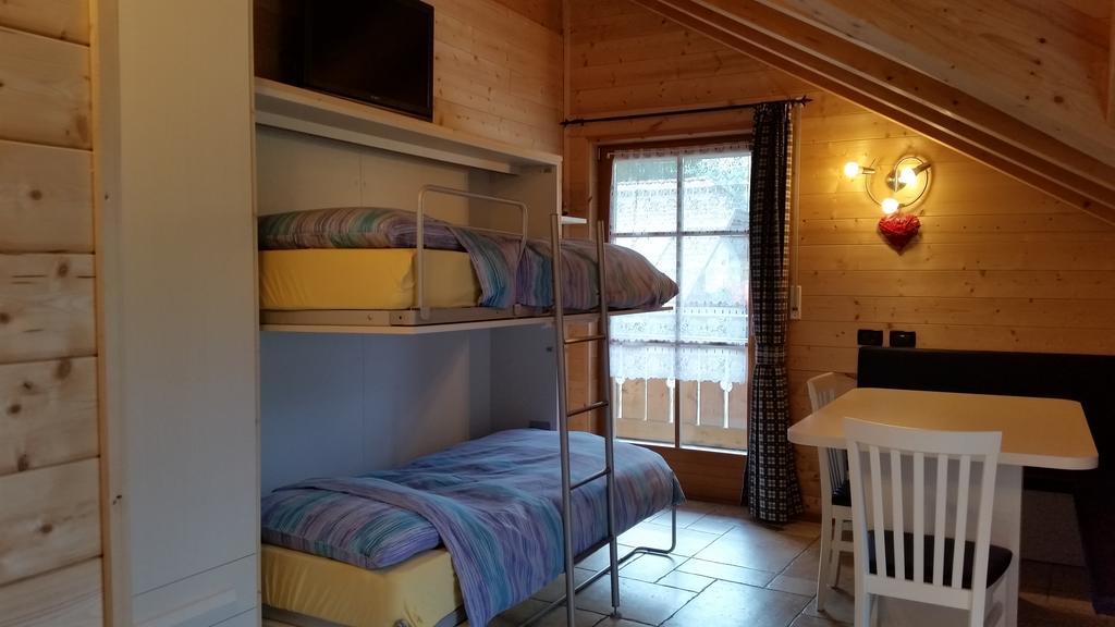 巴迪亚Chalet Alla Cascata公寓 外观 照片
