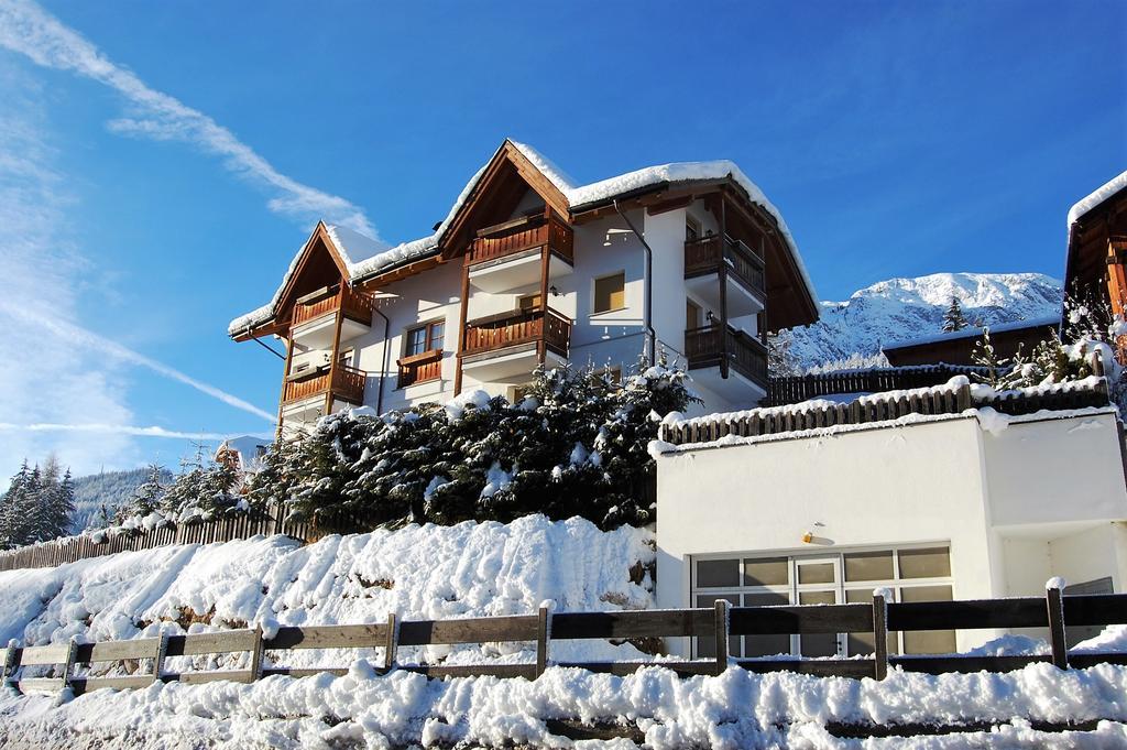 巴迪亚Chalet Alla Cascata公寓 外观 照片