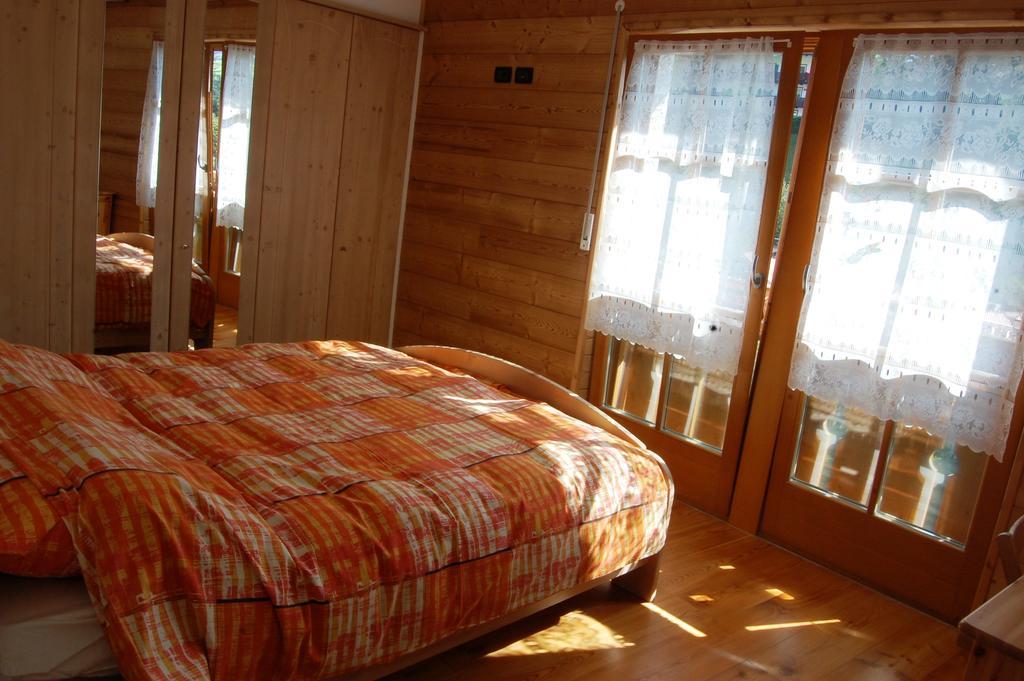 巴迪亚Chalet Alla Cascata公寓 客房 照片