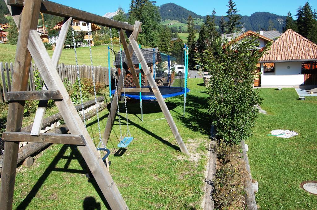 巴迪亚Chalet Alla Cascata公寓 外观 照片